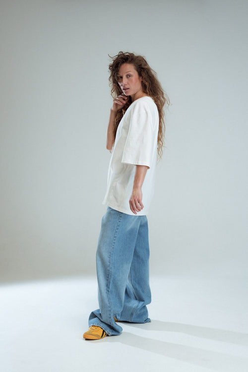 Baggy wide-leg jeans
