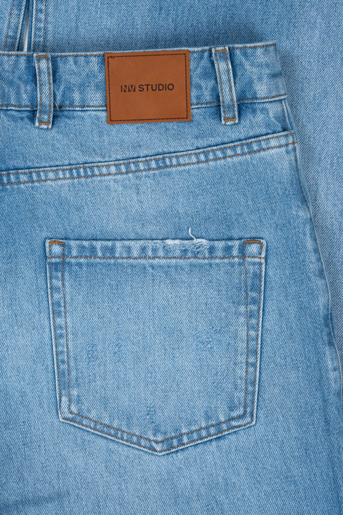 Baggy wide-leg jeans